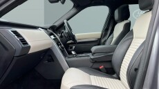 Land Rover Discovery 3.0 D300 R-Dynamic SE 5dr Auto Diesel Station Wagon